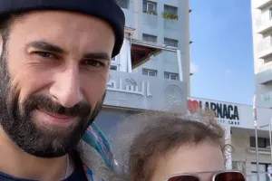 Χαζομπαμπάς/Λόρια