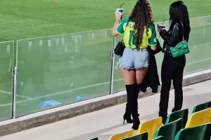 Ανεβαίνει η... θερμοκρασία στην Αρένα/ΦΩΤΟΣ 