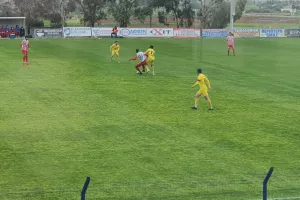 "Κόλλησε" τρίποντο και... φορτσάρει για άνοδο! (φώτος)