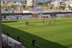 (Φώτος) Το "ερυθρόλευκο" τρένο συνεχίζει! 