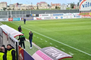 (Φώτος) Το "ερυθρόλευκο" τρένο συνεχίζει! 