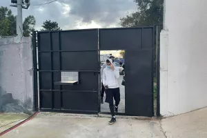 (ΦΩΤΟΣ) Άφιξη Εθνικού Άχνας 