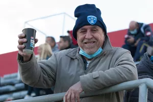 Cheers ο Σαλαμιναίος!