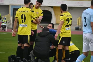 “Συγχαρητήρια" στον ρεφ: "Επειδή έχει αίμα δεν σημαίνει ότι είναι φάουλ!”