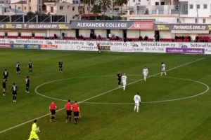 Π.Ο Ξυλοτύμπου -Ομόνοια: Στο... φινάλε περίπατος και πρόκριση από τη Λάρνακα (φώτος)