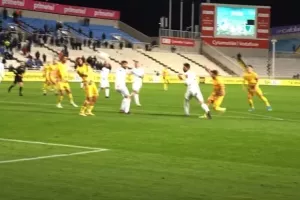 ΓΚΟΛΑΡΑ Εφραίμ...