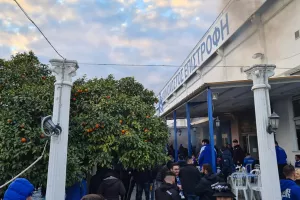 ΜΑΧΗΤΕΣ στο "ΠΑΠ" (βίντεο)