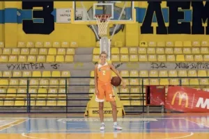 Μια ομάδα μόνη της η Μιχάλκο