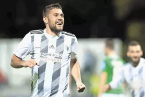"Είναι αλήθεια..." (ΑΕΛ)