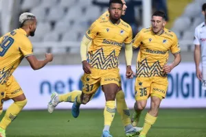 ΑΠΟΕΛ - Δόξα: Νατέλ και Μάγκλιτσα... καθάρισαν! (φώτος)