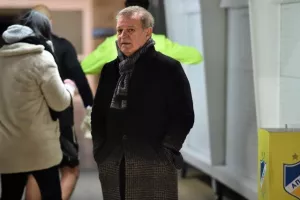 ΑΠΟΕΛ - Ολυμπιακός: Η γκολάρα Εφραίμ έδωσε προβάδισμα! (φώτος)