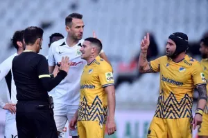 ΑΠΟΕΛ - Δόξα: Νατέλ και Μάγκλιτσα... καθάρισαν! (φώτος)