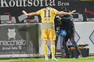 Εθνικός - ΑΠΟΕΛ: Κυρίαρχο στο Δασάκι με τριάρα! (φώτος)
