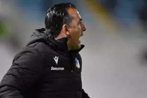 ΑΠΟΕΛ - Ολυμπιακός: Η γκολάρα Εφραίμ έδωσε προβάδισμα! (φώτος)