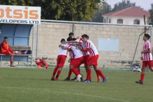 Κ14 ΑΕΛ-Νέα Σαλαμίνα (Φωτορεπορτάζ)