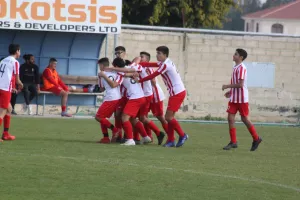 Κ14 ΑΕΛ-Νέα Σαλαμίνα (Φωτορεπορτάζ)