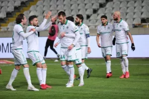 Ομόνοια - ΠΑΕΕΚ: Όγδοη νίκη... με το κεφάλι του Τσέποβιτς! (φώτος)