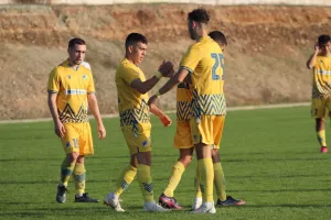 Κ19 ΑΠΟΕΛ - Εθνικός Άχνας (φωτορεπορτάζ)