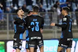 Πάφος-Απόλλων: "Απόδραση" με λυτρωτή Πίττα! (φώτος)