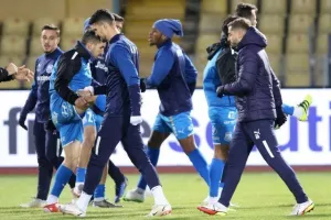 Απόλλων - ΑΕΛ: Ο Ντιγκινί είναι εδώ και έδωσε προβάδισμα! (φώτος)
