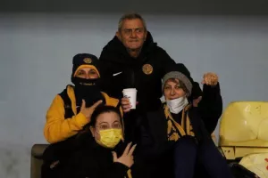 Άρης-ΑΕΛ: Εκτέλεσαν και κράτησαν οι νέοι… «Λέοντες»! (φώτος)