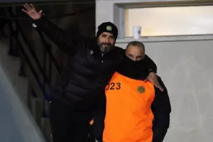 Άρης-ΑΕΛ: Εκτέλεσαν και κράτησαν οι νέοι… «Λέοντες»! (φώτος)