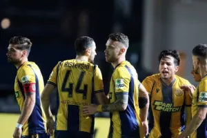Άρης-ΑΕΛ: Εκτέλεσαν και κράτησαν οι νέοι… «Λέοντες»! (φώτος)
