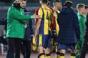 Άρης-ΑΕΛ: Εκτέλεσαν και κράτησαν οι νέοι… «Λέοντες»! (φώτος)