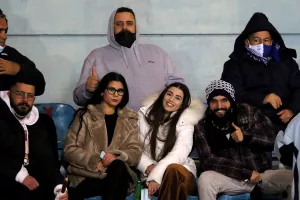 (Φωτορεπορτάζ) Ο κόσμος στο "Τσίρειο"