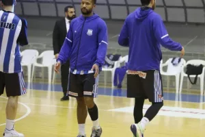 Επιστροφή στις νίκες για ΑΠΟΕΛ (φώτος)