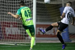 ΠΑΕΕΚ - ΑΕΚ: Έγινε του… πέναλτι και Κερυνειώτικο μπλοκ!