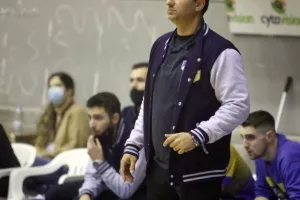 ΑΠΟΕΛ-Κεραυνός: Γαλαζοκίτρινο το ντέρμπι! (φώτος)