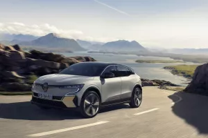 To Top Gear βραβεύει το Renault Mégane E-Tech Electric