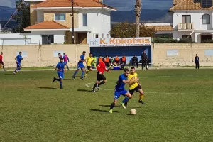 ΔΙΠΛΟ στη Λεμεσό η Ανόρθωση (Κ17)