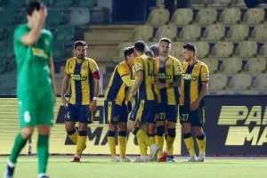 Άρης-ΑΕΛ: Εκτέλεσαν και κράτησαν οι νέοι… «Λέοντες»! (φώτος)