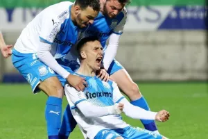 ΑΕΚ το ντέρμπι, ΑΕΚ… η κορυφή! (φώτος)