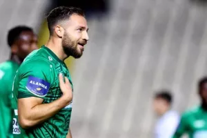 Ομόνοια-Ολυμπιακός: Τρίποντο... επιστροφή με Φώτη Παπουλή! (φώτος)