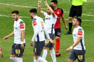 Συμβιβασμός και θα... λύσουν τις διαφορές τους στο "Τάσος Μάρκου" (φώτος)