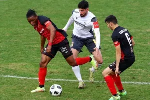 Συμβιβασμός και θα... λύσουν τις διαφορές τους στο "Τάσος Μάρκου" (φώτος)
