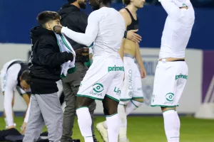Ανόρθωση-Ομόνοια: Βήμα... σημειωτόν
