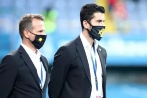 Μπαρμπόσα και άλλοι δύο για το κέντρο