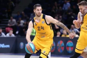 Την Τρίτη (11/1) στην Αθήνα ο Γιόβιτς