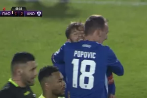 Η πονηριά... του Ντένις! (Βίντεο)