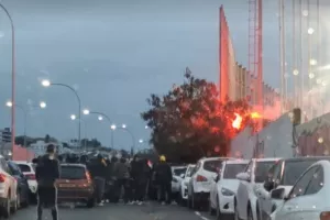 ΑΕΛ/ Προπόνηση με οργανωμένους... πριν τον Απόλλωνα! (Φώτος/Βίντεο)