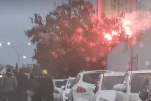 ΑΕΛ/ Προπόνηση με οργανωμένους... πριν τον Απόλλωνα! (Φώτος/Βίντεο)