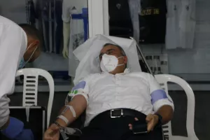Αιμοδοσία εις μνήμη Κίκη Κυριάκου με παρουσία του Μιχάλη Χατζηπαντέλα (φώτος)