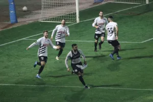 ΦΩΤΟΣ/Το έκρινε και το... χάρισε στην Λήδα!