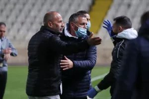 Και τις απουσίες!