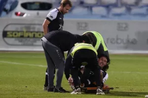 Εθνικός-ΑΕΚ: Κόλλησε... ξανά και γκέλαρε! (φώτος)