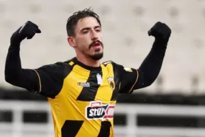 "Ενδιαφέρον της Αλ Φάιχα για τον Σιμόες"